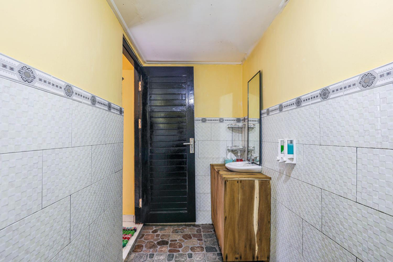 Others 5, The Salang Guest House, Klungkung