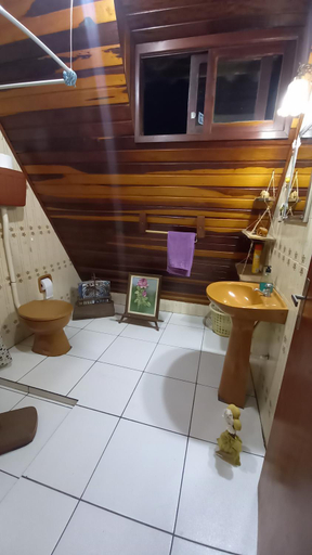 Bathroom, Cabanna Hostel, Candelária