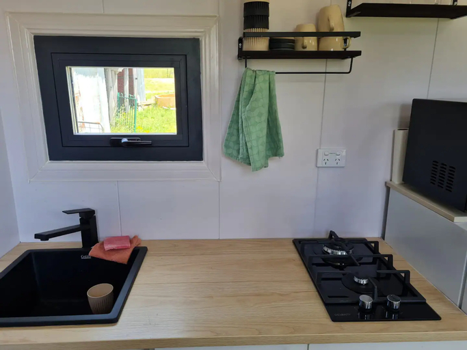 Others 5, Tribunk + 1Bath Tiny Home in Mountains "Bluebird", Lithgow