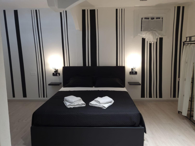 Bedroom 1, Come per Incanto Rooms, Oristano