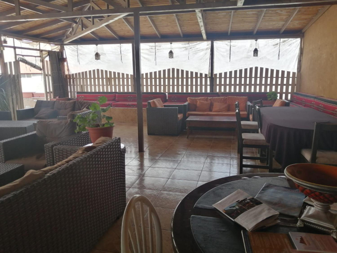 Food & Drinks 3, Student House, Madaba
