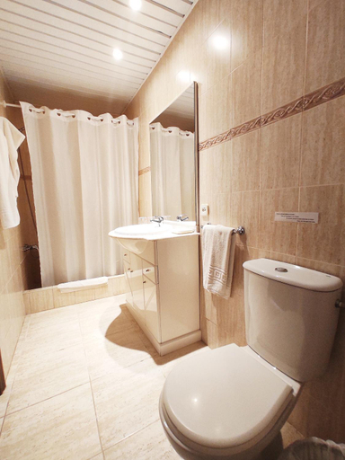 Bathroom, Villa Columbus Hotel and Restaurant, Baleares