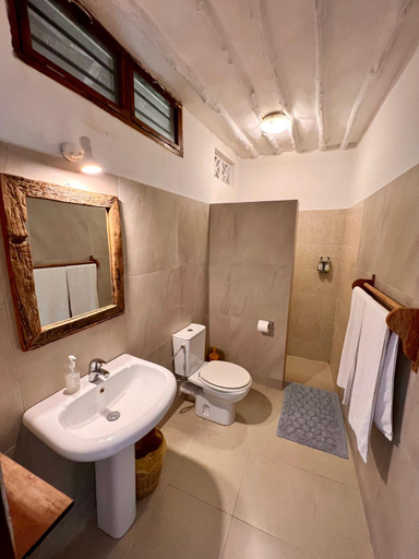 Others 4, White Dream Lodge & Restaurant, Beach Front, Ocean View, Kaskazini 'B'