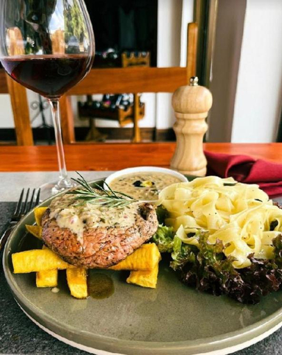 Food & Drinks 5, Alisson Hotel y Restaurant, Puntarenas