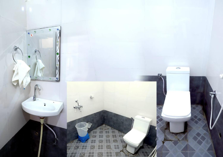 Bathroom 4, Siddarth Resort - Mountain View with Pool, Ajmer
