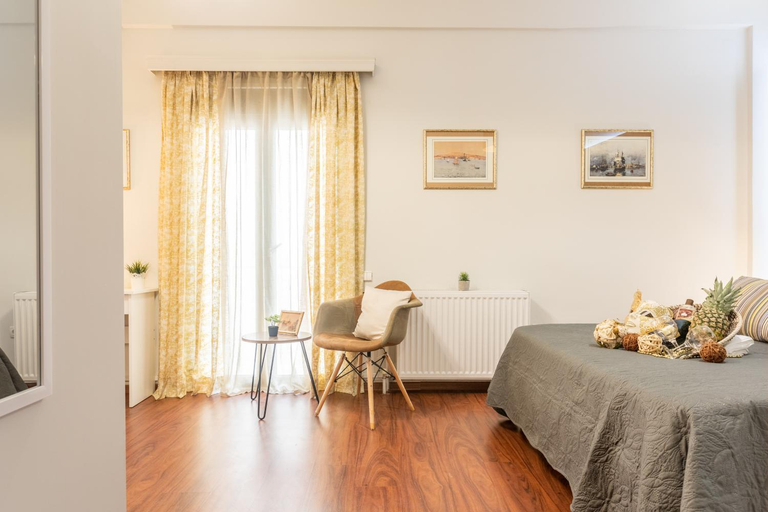 Others 2, Beautiful City Rooms close to Acropolis, Attica