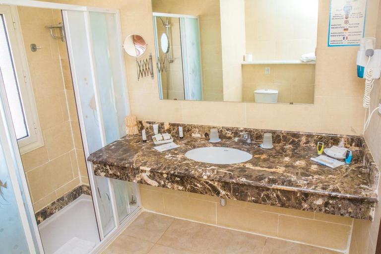Bathroom 5, Viva Blue Resort and Diving Sharm El Naga (Adults Only), Safaja