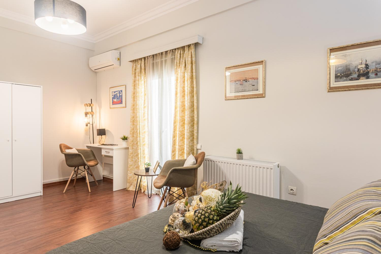 Others 5, Beautiful City Rooms close to Acropolis, Attica