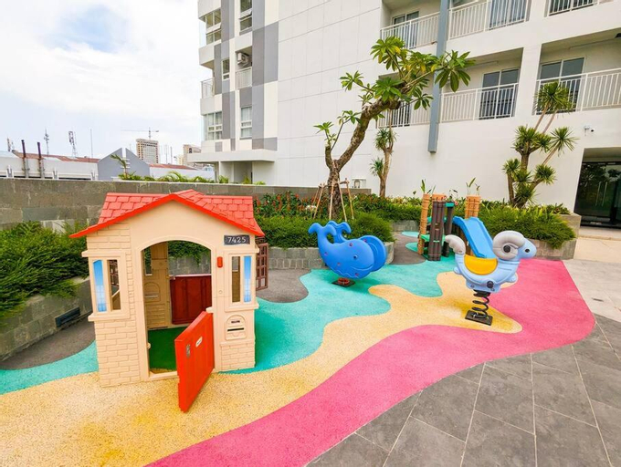 Kids playground 16