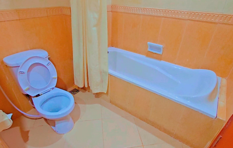 Bathroom 3, New Sasando International Hotel, Kupang