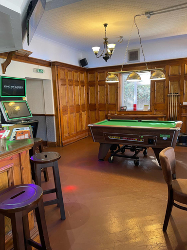 Others 5, The Swan Inn, Worcestershire