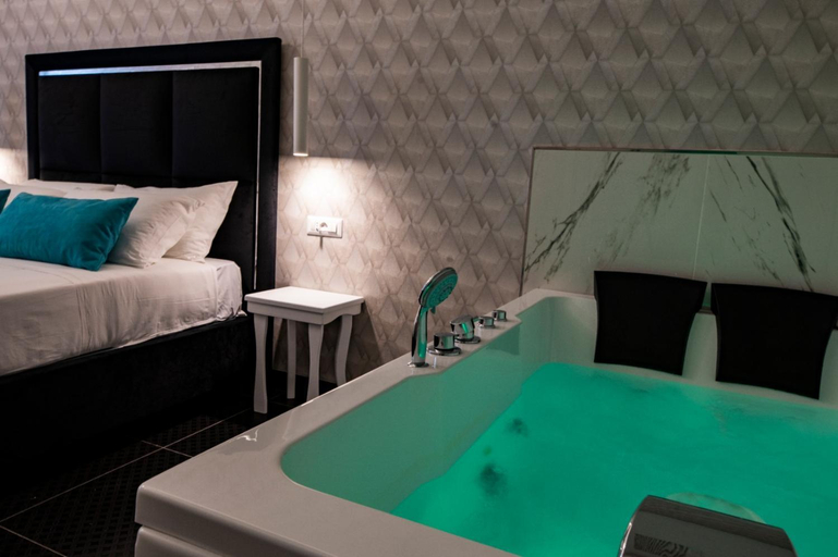 Others 3, Luna Luxury Bed and Breakfast, Napoli