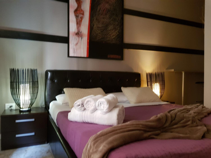 3Jolie, Verona