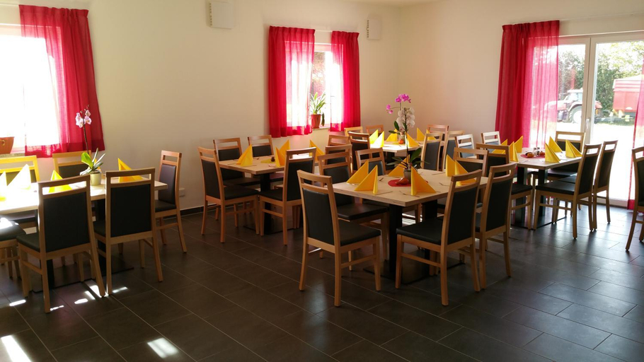 Food & Drinks 4, Pension RoBi, Erding