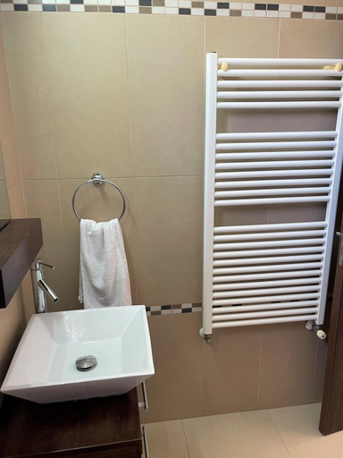Bathroom 2, Villa Flory