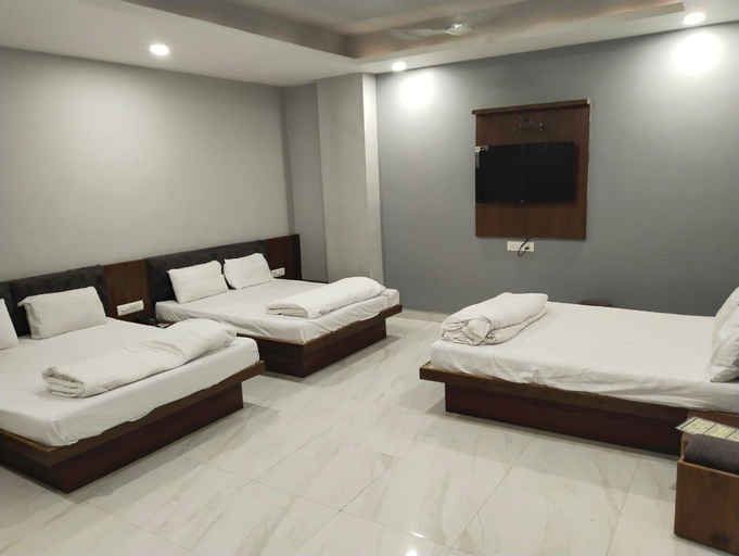 Bedroom 2, Hotel Shankar, Ujjain