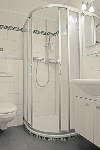 Bathroom 2, Gasthaus Knudsen, Nordfriesland