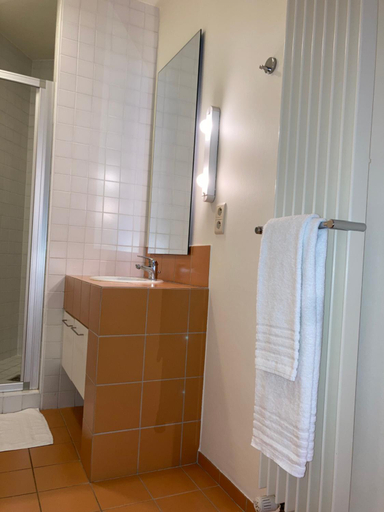 Bathroom, De Rantere, Oost-Vlaanderen