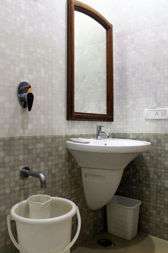 Bathroom 3, HOTEL GREEN TREES, Bangalore