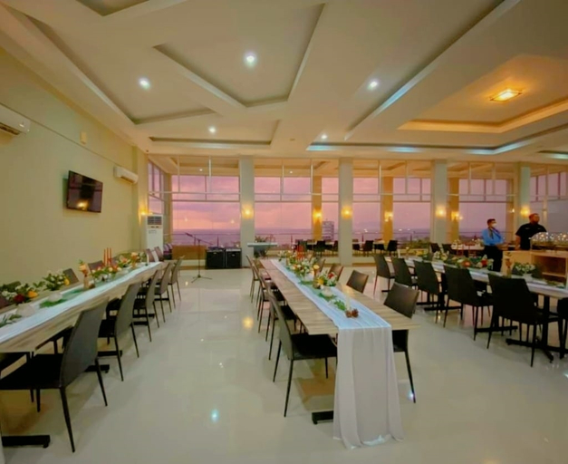 Food & Drinks 4, New Sasando International Hotel, Kupang