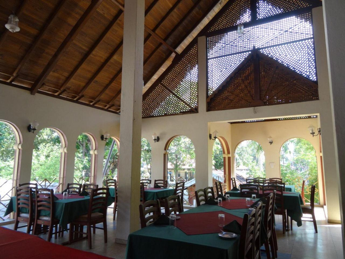 Food & Drinks 4, Hotel Shalini, N. Palatha East