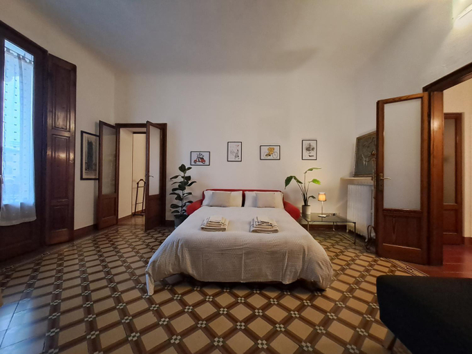 Others 5, B&B Alice, Cremona