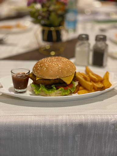 Food & Drinks 3, Flora Hotel Ivato International Airport, Analamanga