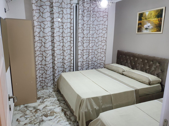 Bedroom 2, Leonard's Shengjin Apartments, Lezhës