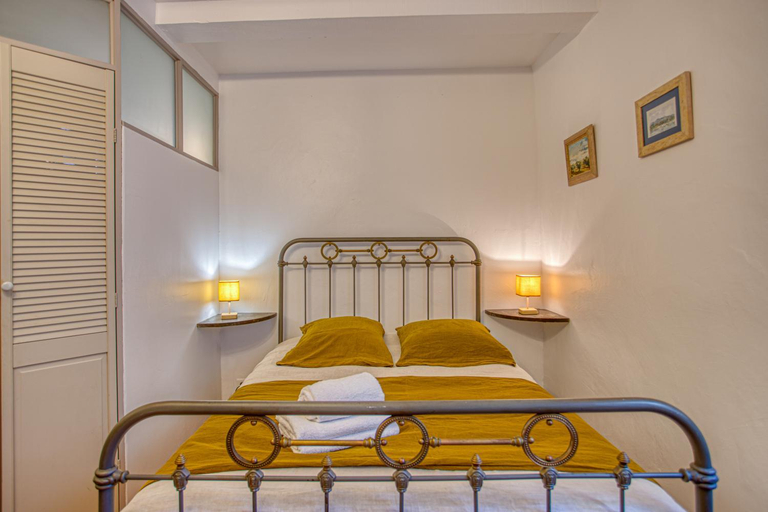 Bedroom 2, LES REMPARTS - Venasque, Vaucluse