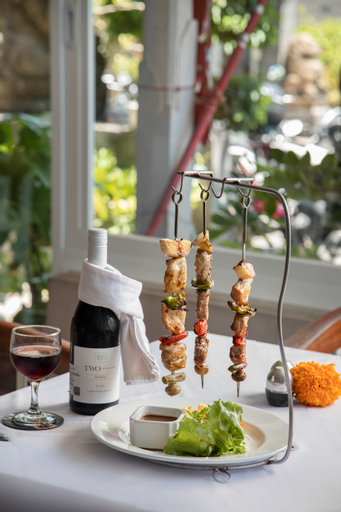 Food & Drinks 8