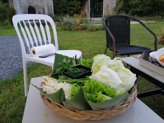 Food & Drinks 5, The Box Promkiri (เดอะบ๊อค พรหมคีรี), Phrommakhiri
