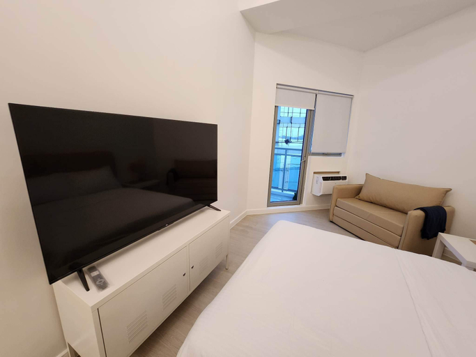 Bedroom 2, Azure North Condominium by Monette, San Fernando City