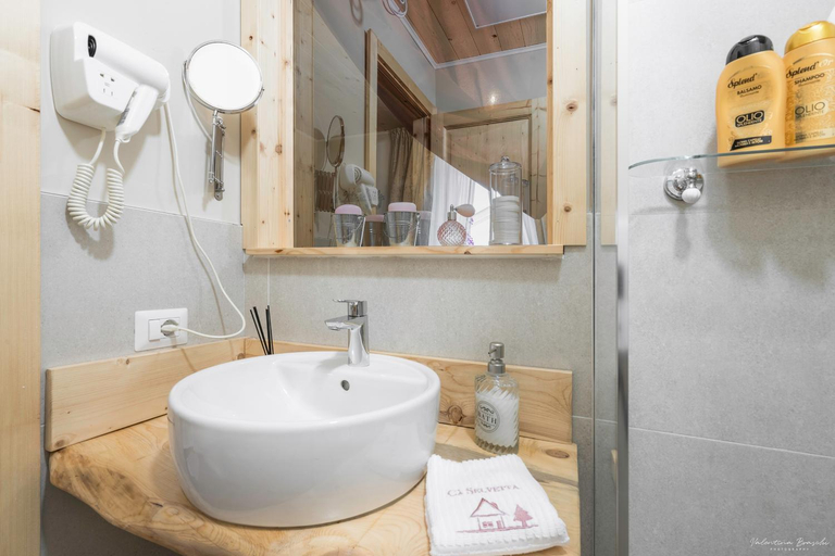 Others 2, B&B Ca Selvetta, Sondrio