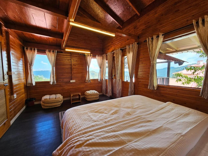 Others 5, Himalayan Havenwood, Nainital