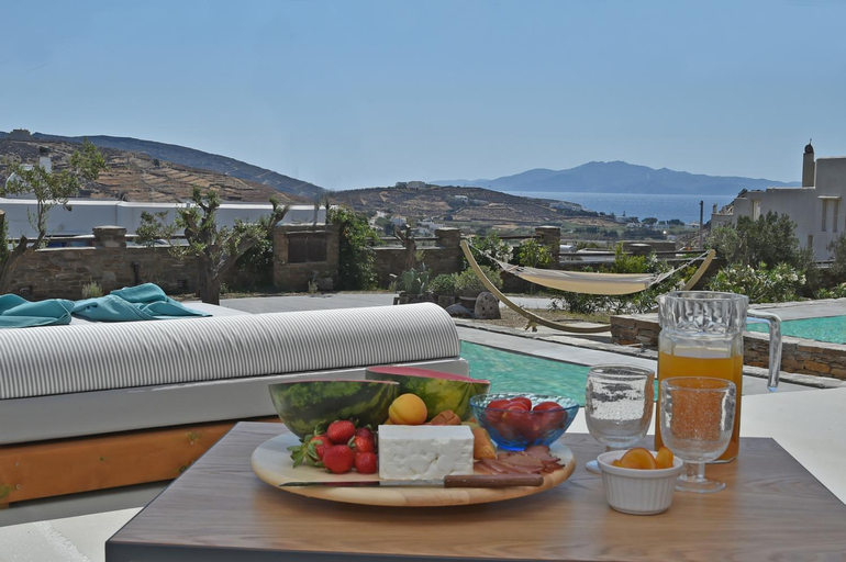 Food & Drinks, Tinos Blend Suites, South Aegean