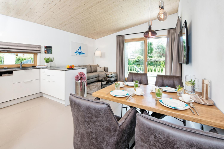 Dining Room 13