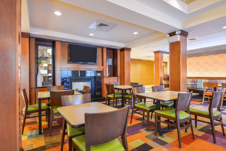 Food & Drinks 5, Fairfield Inn & Suites by Marriott White Marsh, Baltimore