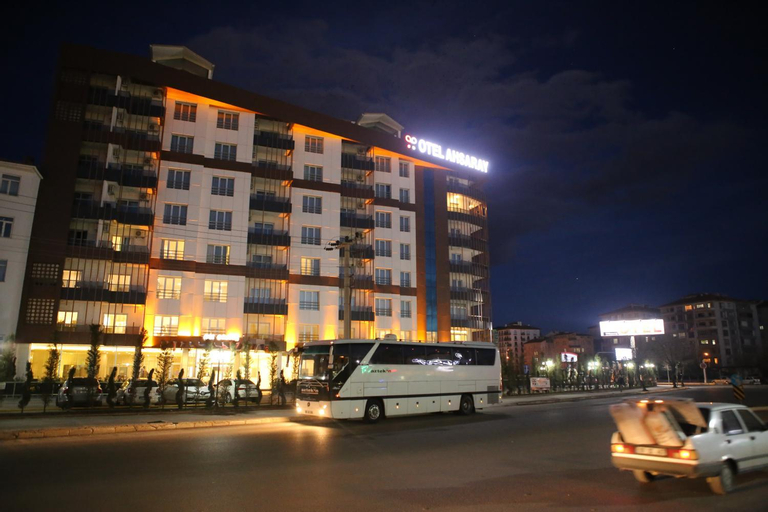 Ahsaray Hotel, Merkez