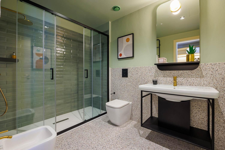 Bathroom 4, Charlie in Pesaro, Pesaro E Urbino