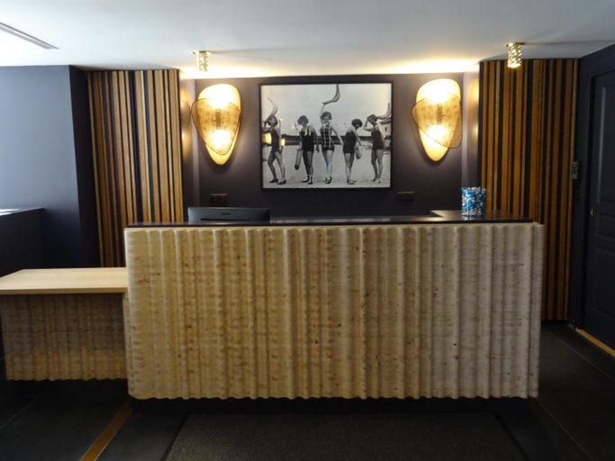 Public Area 4, Hotel Florida, Pyrénées-Atlantiques