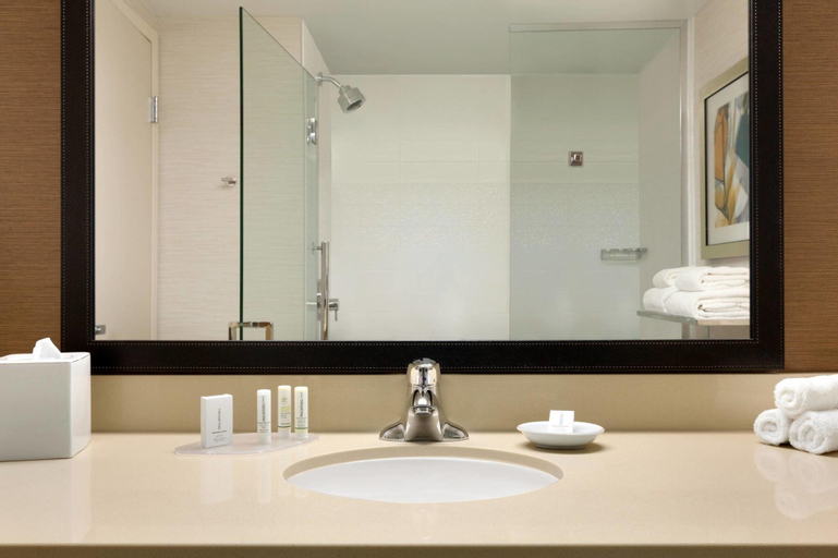 Bathroom 7