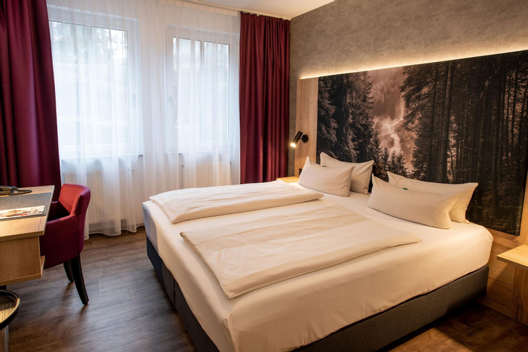 Bedroom 8