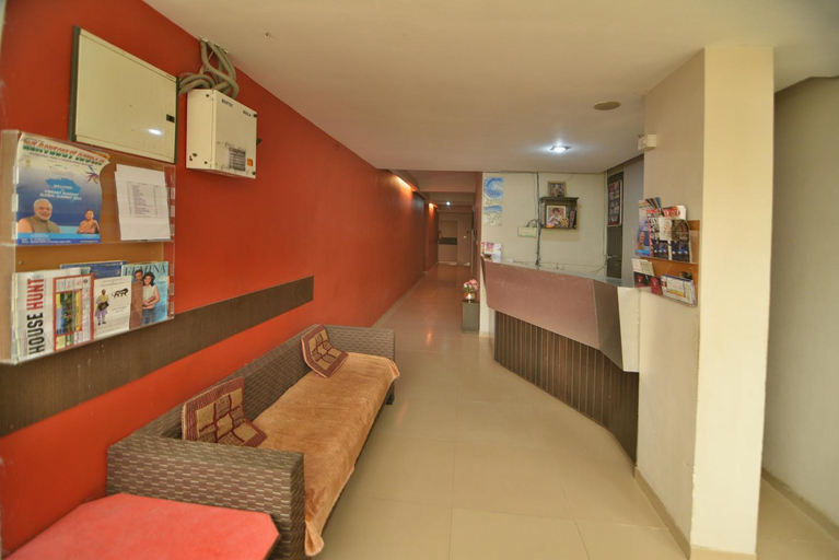 Public Area 2, Hotel Isher International, Gandhinagar