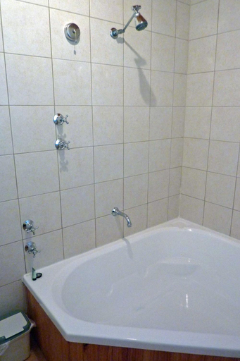 Bathroom 3, Coonawarra Place, Wattle Range - East
