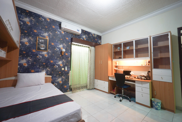Bedroom 4, Safira Guest House, Malang