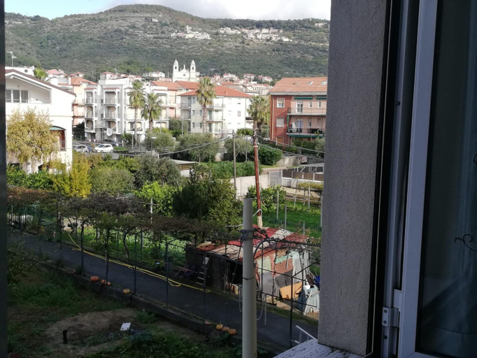 Exterior & Views 5, Al mare con vista codice CITRA 009049-LT-0787, Savona