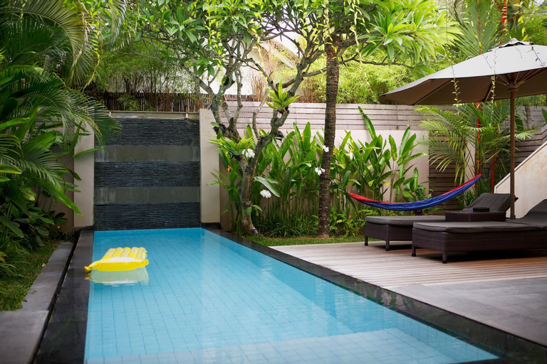 Swimming Pool 7