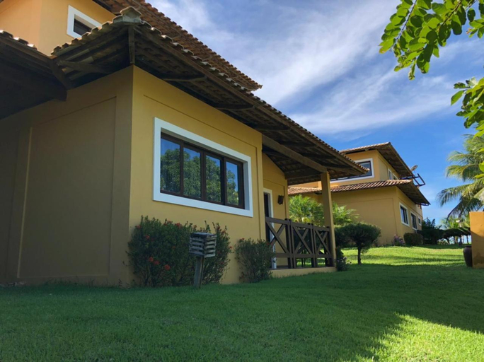 Exterior 14