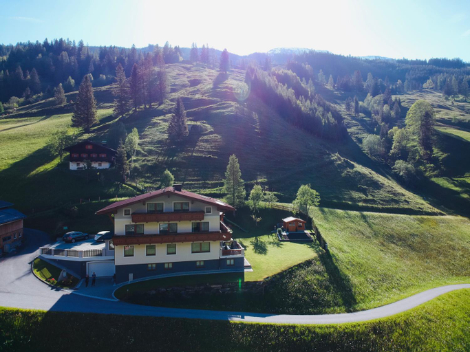 Others 4, Lackenhof, Zell am See