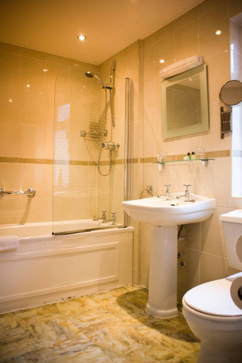 Bathroom, Beverley Hotel, Walsall